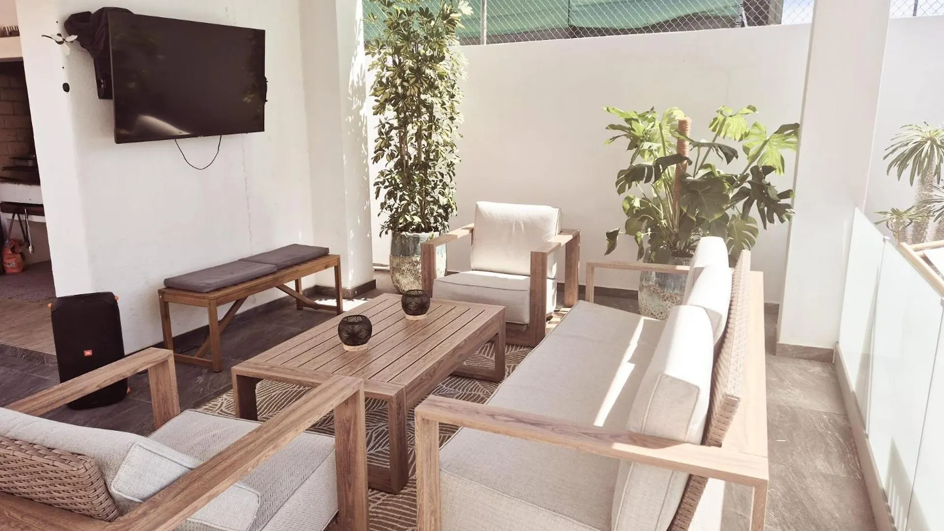 Wakeup Villa Faro Bed & Breakfast